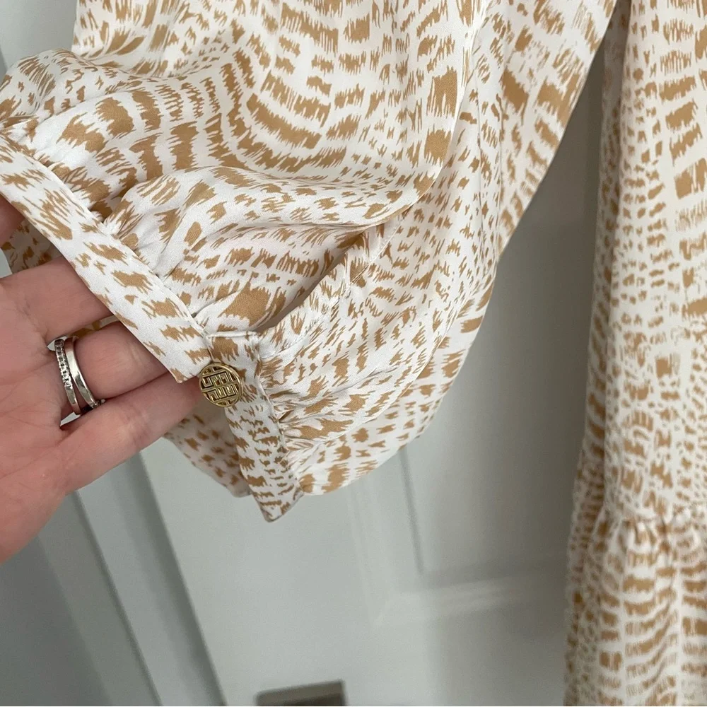 Emily McCarthy Dallas Balloon Sleeve Mini Dress Animal Print Silky Flowy. L6